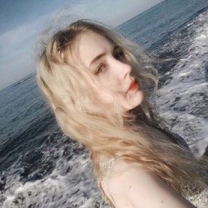 Meet your Posher, Juanita